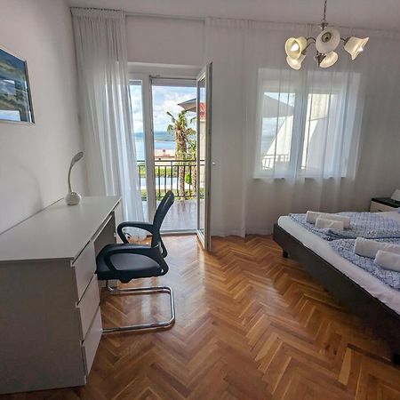 Apartment Adria Crikvenica Exterior photo